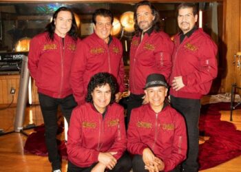 Los Bukis se reencuentran para festejar el día de las madres