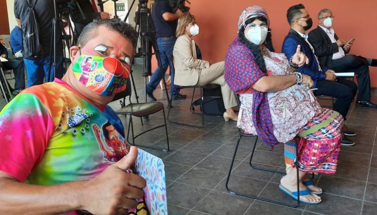 Bandesal ya aprobó $330 millones de fideicomiso para rescate económico de diferentes sectores de la población