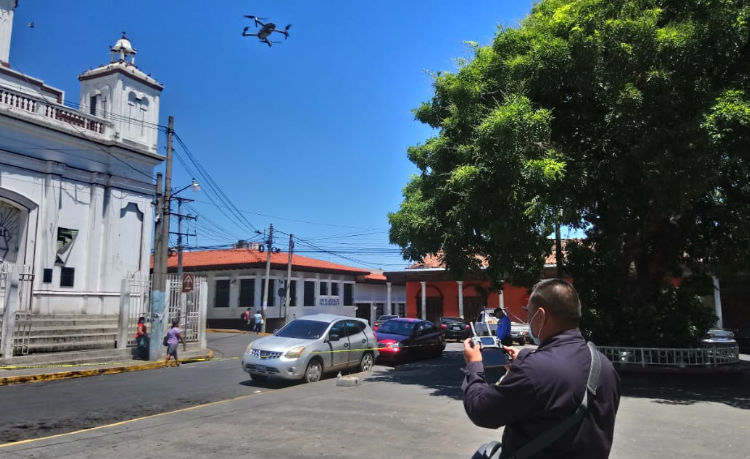 Asesinan a maestra en Cojutepeque para robarle $2,500 que acababa de retirar de un préstamo bancario