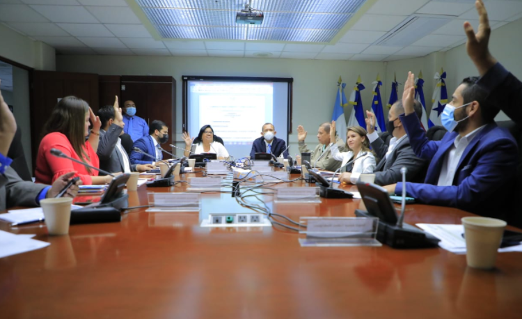 Comisión de Medio Ambiente acuerda reforma para que el MARN aplique multas ambientales