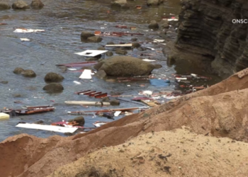 Al menos tres muertos tras el naufragio de un bote que al parecer transportaba inmigrantes a EE.UU.