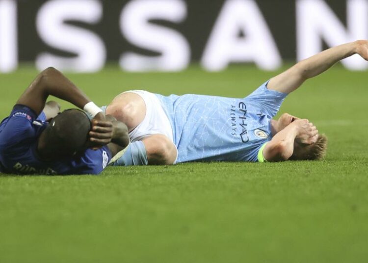 Kevin De Bruyne sufrió una doble fractura en el rostro y surge temor a perderse la Eurocopa