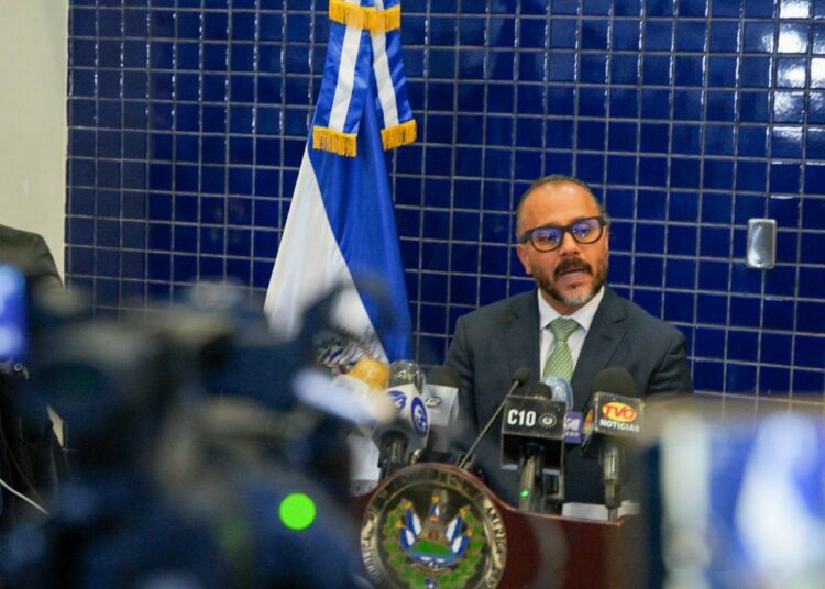 Presidente de la Asamblea investigará a las «ONG de fachada» que reciben dinero de la Asamblea Legislativa