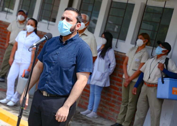 Gobierno ejecutará plan de vacunación casa por casa