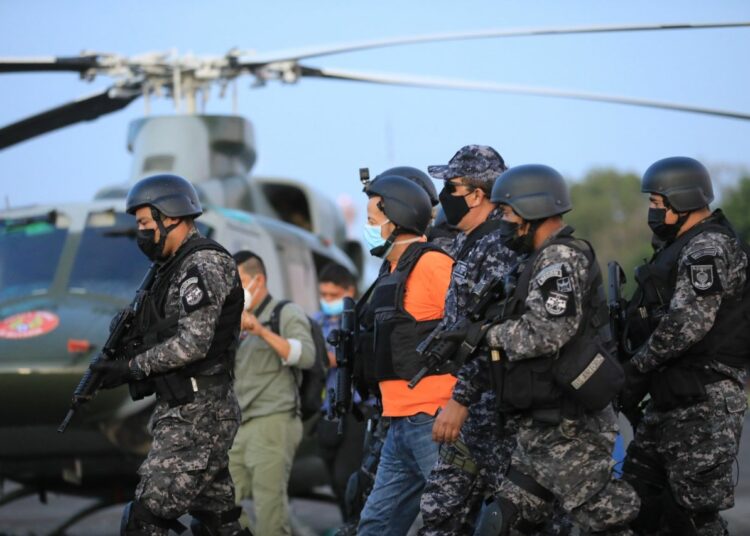 Llega extraditado desde Costa Rica el suegro de Mauricio Funes