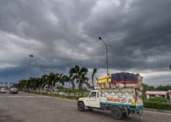 India realiza evacuaciones masivas por llegada del potente ciclón Yaas