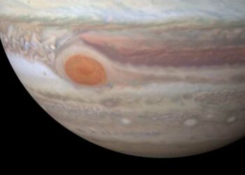Captan asombrosas imágenes de Júpiter y descubren un aspecto enigmático en su Gran Mancha Roja