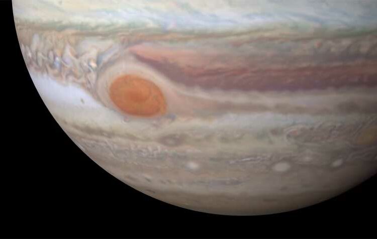 Captan asombrosas imágenes de Júpiter y descubren un aspecto enigmático en su Gran Mancha Roja