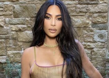 Kim Kardashian fue demandada por violar los derechos de sus trabajadores latinos