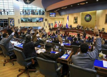 Con 68 votos diputados de la Asamblea Legislativa aprueban Reforma a Ley de Imprenta para que periódicos paguen impuestos