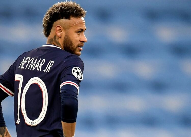 Neymar detuvo la negociación para continuar en PSG por el Barcelona