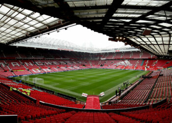 Premier League reabrirá al público local las dos últimas jornadas