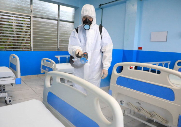 MINSAL realiza jornada de higienización en diferentes hospitales nacionales