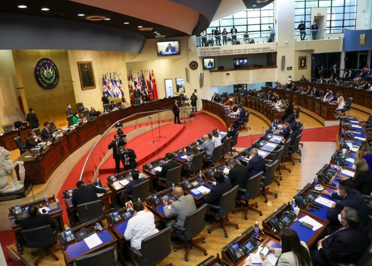 Asamblea Legislativa da inicio a tercer sesión plenaria
