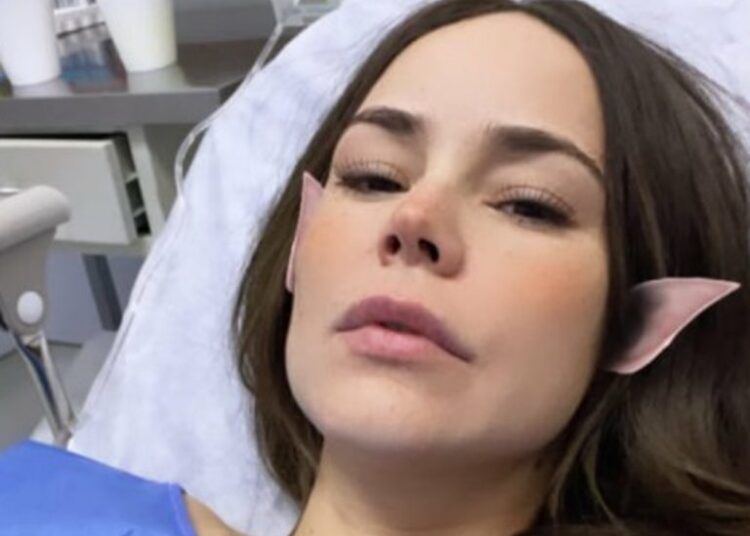 La actriz mexicana Camila Sodi es hospitalizada de emergencia