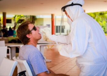 2,500 pruebas PCR diarias se realizan en El Salvador para detectar casos de covid-19