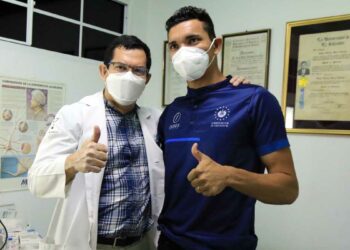 Rubén Batres recibió el aval para volver a los entrenamientos con la selección de fútbol playa