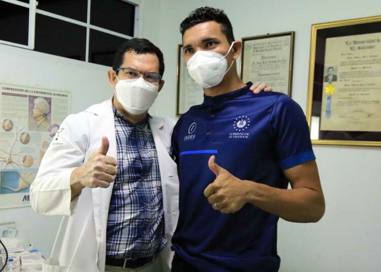 Rubén Batres recibió el aval para volver a los entrenamientos con la selección de fútbol playa