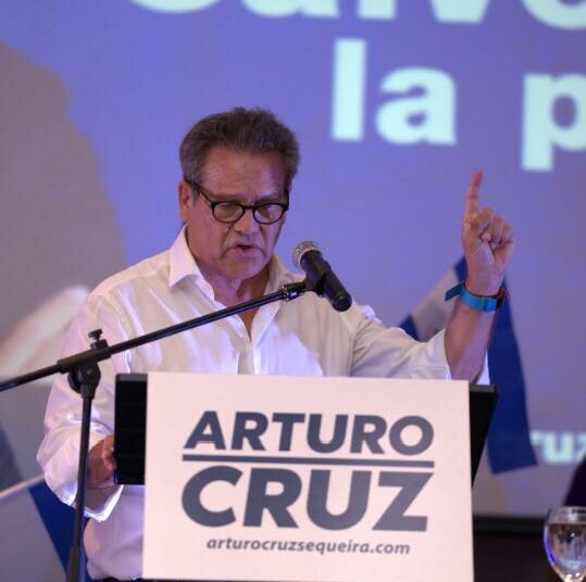 Capturan en Nicaragua a Arturo Cruz, opositor del presidente Daniel Ortega