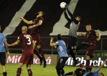 Uruguay y Venezuela empatan sin goles en Caracas por las Eliminatorias Qatar 2022