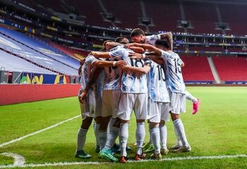 Gol de Guido Rodríguez da el triunfo a Argentina frente a Uruguay
