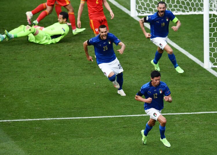 Italia supera a Gales y se afianza en la cima del Grupo A de la Eurocopa