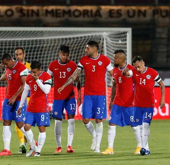 La selección chilena rompió la burbuja en plena Copa América y podría ser sancionada por la Conmebol