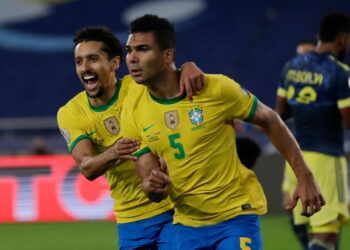 (VIDEO) Con polémica y el árbitro argentino Pitana como protagonista, Brasil venció 2-1 a Colombia