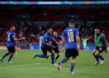 Italia vence a Austria en la prórroga y pasa a cuartos de final