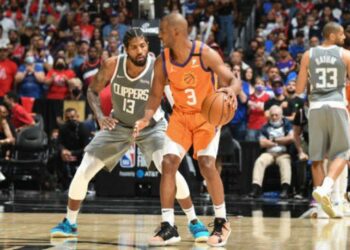 Los Phoenix Suns se impusieron ante los Clippers y se acercan a las Finales de la NBA