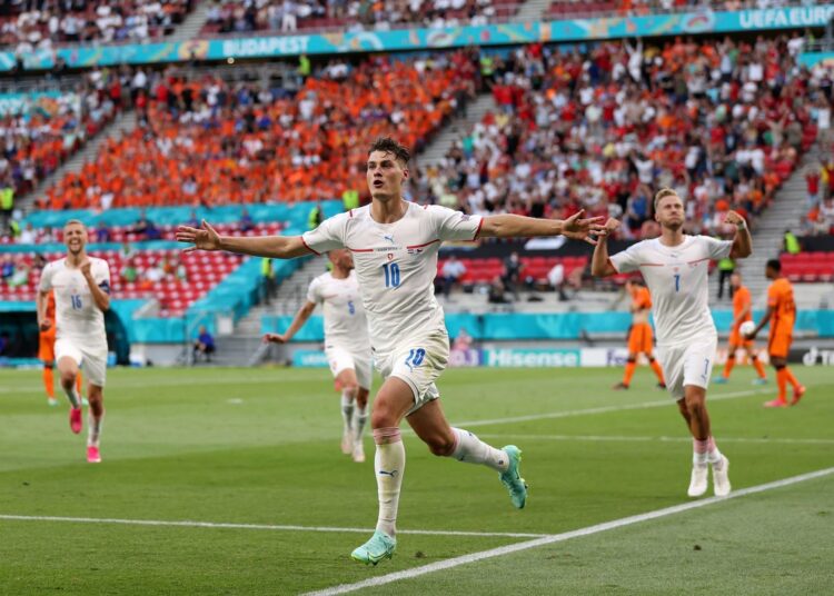 República Checa da la sorpresa y elimina a los Países Bajos