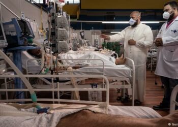 Brasil registró 98 mil casos de covid en un día, la segunda cifra más alta desde que comenzó la pandemia