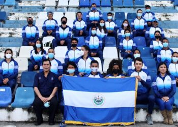 La selección salvadoreña de atletismo viajó al campeonato centroamericano mayor en San José, Costa Rica