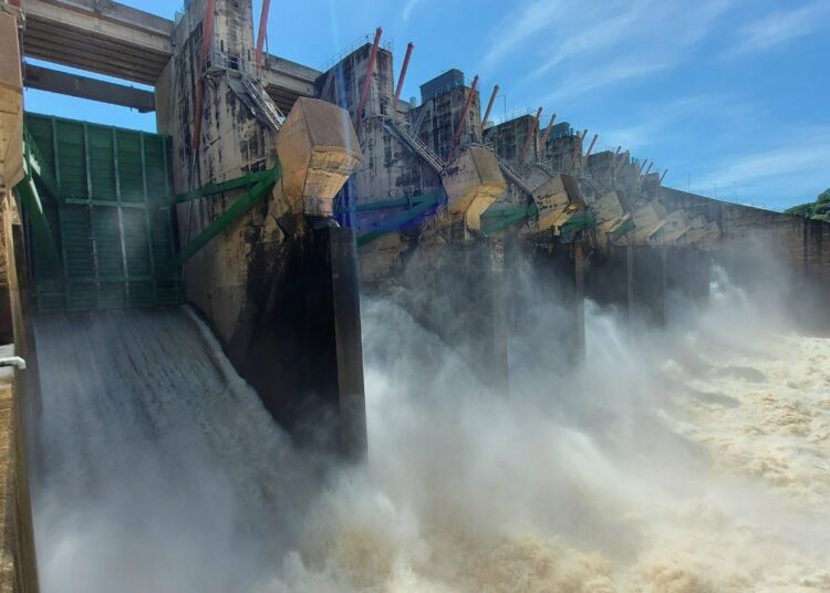 CEL inicia descargas preventivas en la Central hidroeléctrica 15 de septiembre debido a recientes lluvias