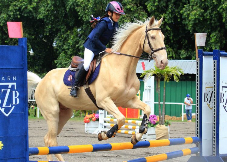 El Salvador se corona campeón del primer festival internacional de salto y prueba 2021