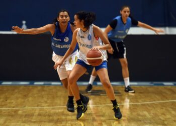 La selección femenina de baloncesto viajó al FIBA AMERICUP 2021