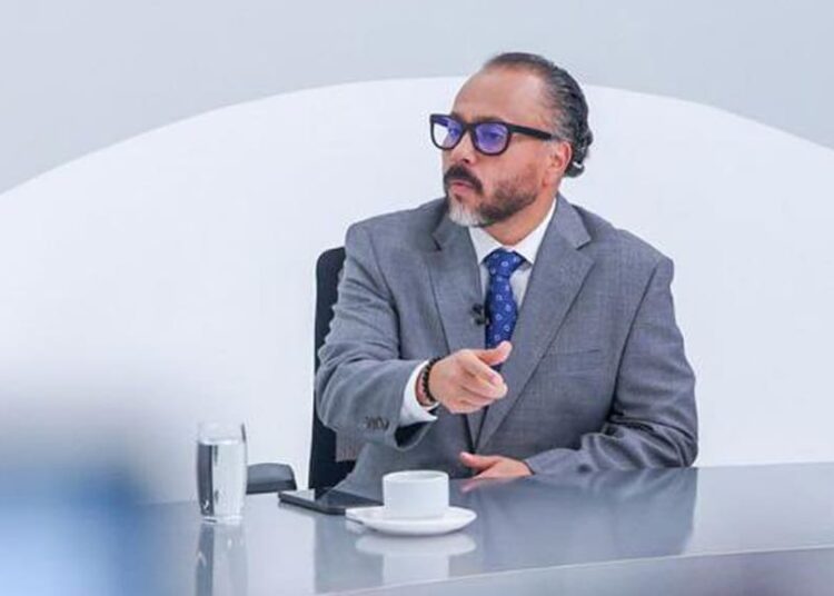 Ernesto Castro revela mecanismo de corrupción empleado por exdiputados para beneficiar a oenegés fantasmas