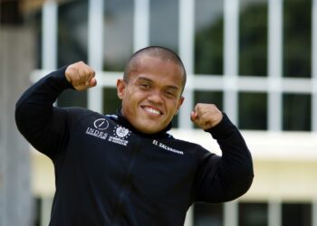 Hebert Aceituno viajó hoy a la copa del mundo Dubái 2021 en busca de su boleto a los Juegos Paralímpicos de Tokio