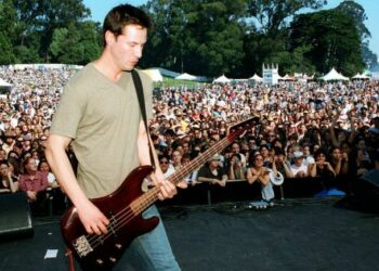 Keanu Reeves fue estrella de rock en los años 90 y estos fueron sus éxitos