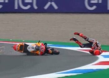 (VIDEO) Marc Márquez sufrió una violenta caída a 130 km/h