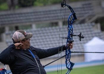 El arquero salvadoreños Roberto Hernández quedó eliminado de la Copa de Mundo de tiro con arco en Francia