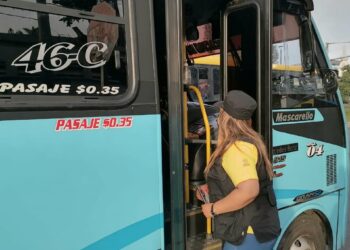 Multan a ruta 46-c por alza ilegal de pasaje