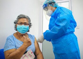 Revista Forbes destaca liderazgo de El Salvador en proceso de vacunación contra el COVID-19