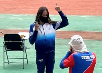 Selección salvadoreña de atletismo obtiene una medalla de oro, dos de plata y tres de bronce en el campeonato centroamericano mayor que se realiza en Costa Rica