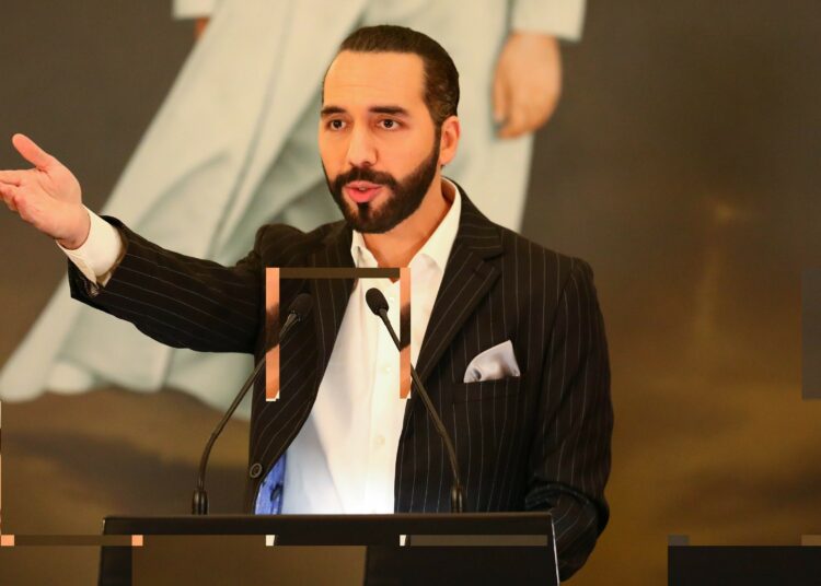 Presidente Bukele afirma que El Salvador podría convertirse en la primera nación en adoptar el bitcoin como moneda de curso legal