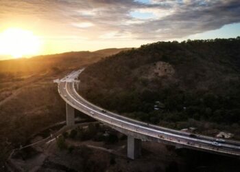 Gobierno invierte $200 millones en obras públicas durante 2 años de administración del Presidente Bukele