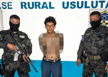 PNC captura a presunto terrorista por resistirse a registro policial