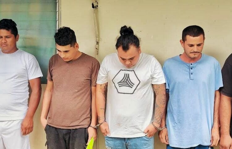 PNC realiza operativo en Morazán capturando a varios terroristas por extorsión y homicidio