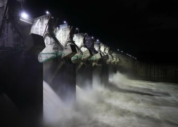 CEL anuncia descargas controladas en la Central Hidroeléctrica 5 de Noviembre para esta noche