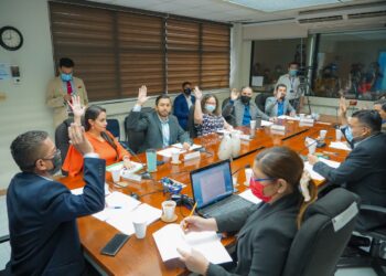 Comisión de Juventud y Deportes aprueba dictamen para que la FESFUT sea parte del INDES